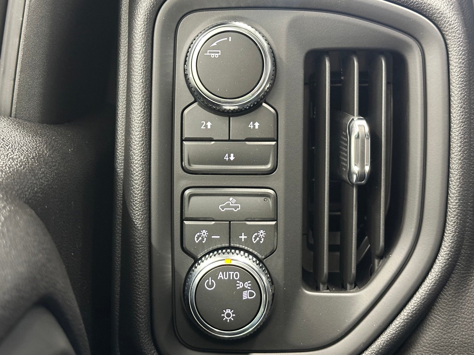 2026 GMC Sierra 2500HD Pro - Photo 34