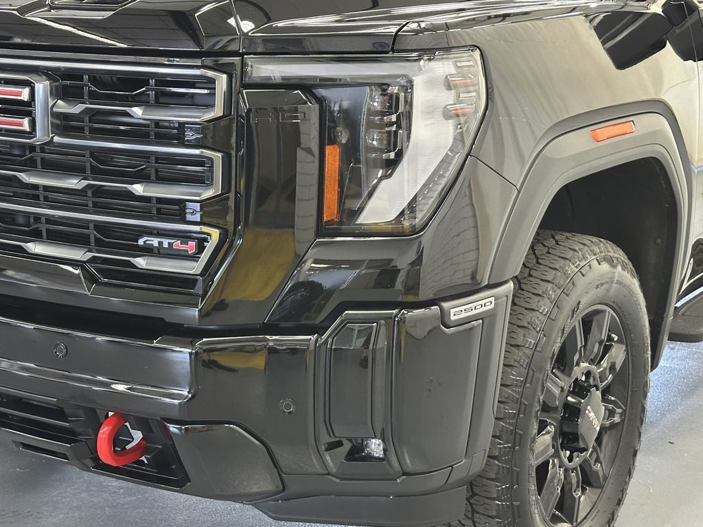 2025 GMC Sierra 2500 HD AT4