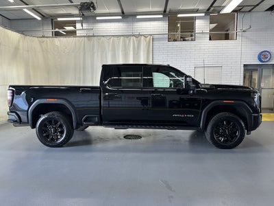 2025 GMC Sierra 2500 HD AT4