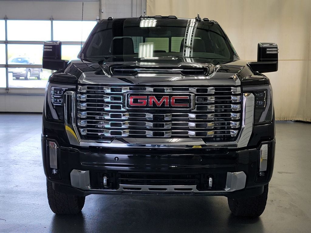 2025 GMC Sierra 2500 HD Denali