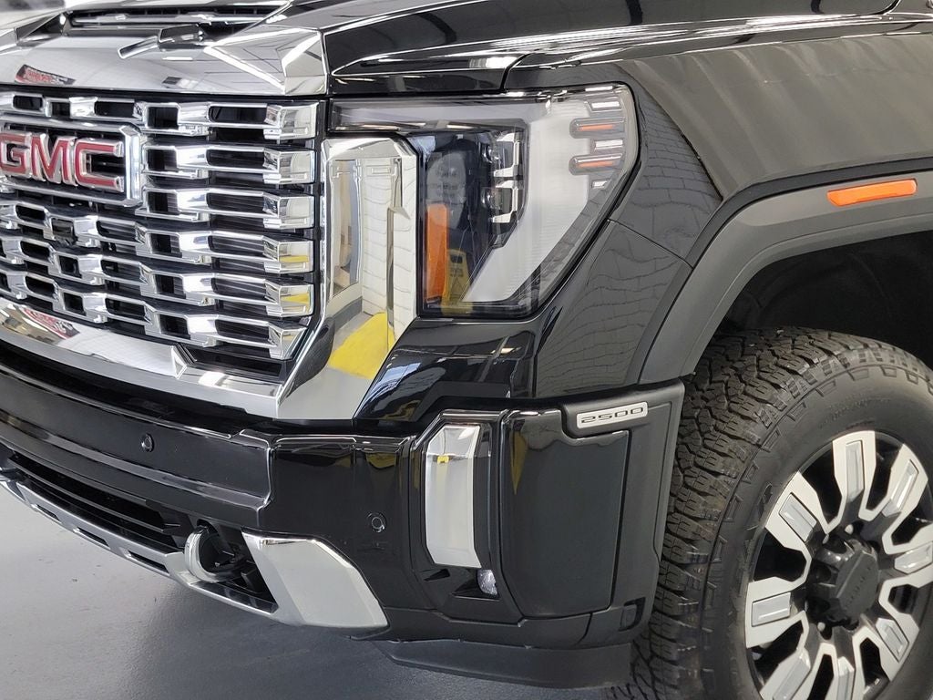 2025 GMC Sierra 2500 HD Denali