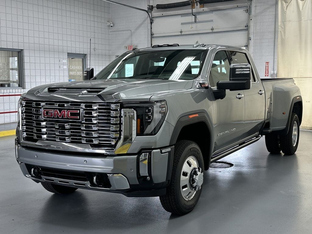 2026 GMC Sierra 3500 HD Denali DRW