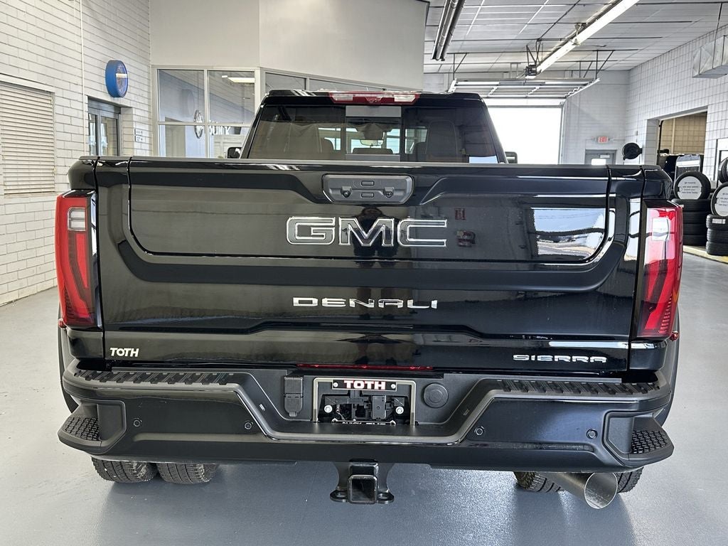 2026 GMC Sierra 3500 HD Denali Ultimate DRW