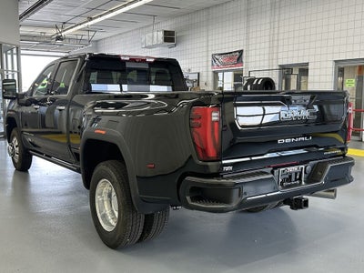 2026 GMC Sierra 3500 HD Denali Ultimate DRW