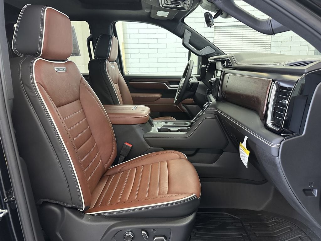 2026 GMC Sierra 3500 HD Denali Ultimate DRW