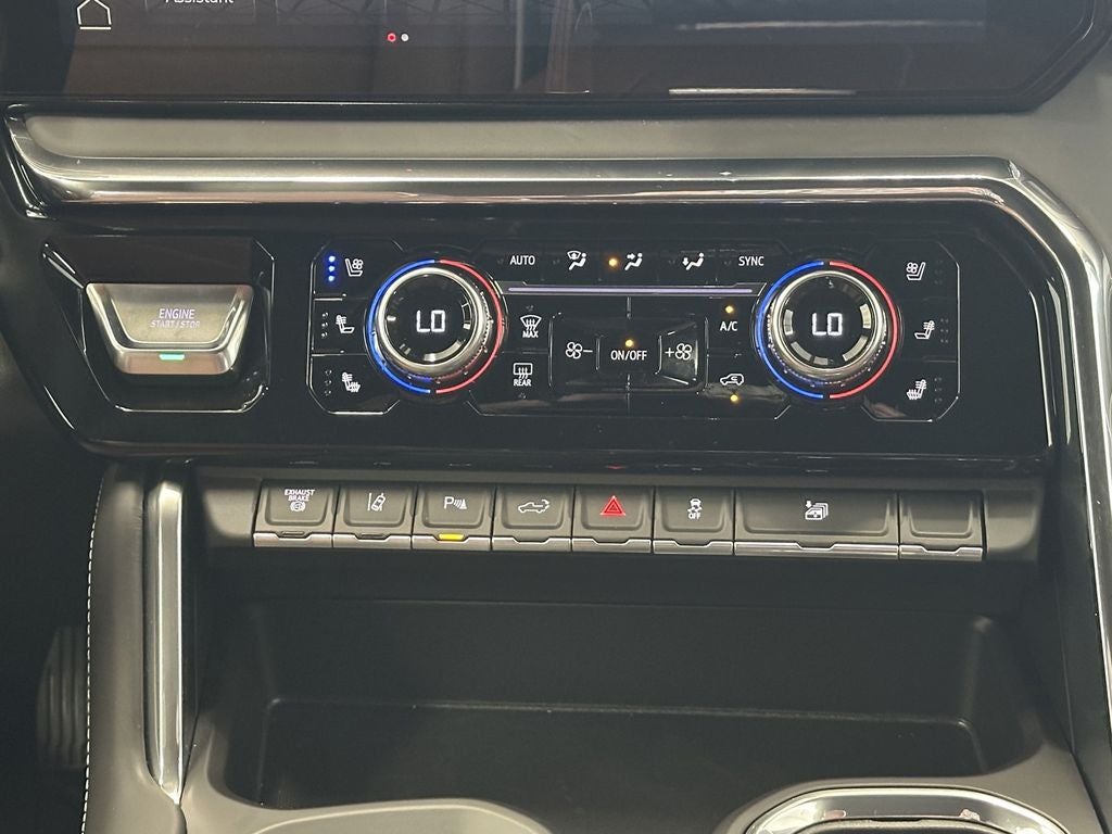 2026 GMC Sierra 3500 HD Denali Ultimate DRW