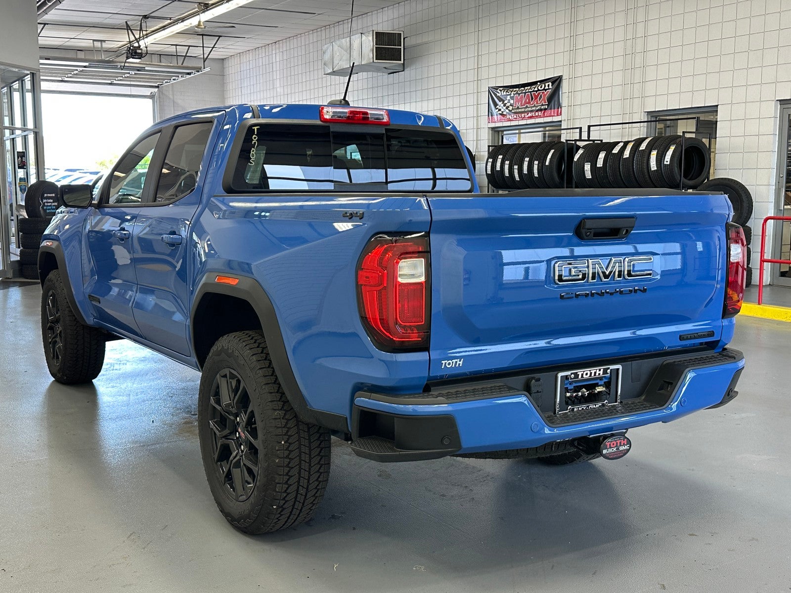 2026 GMC Canyon Elevation