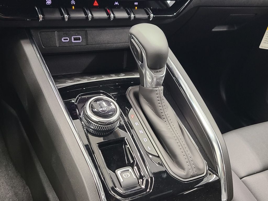 2025 GMC Canyon Elevation