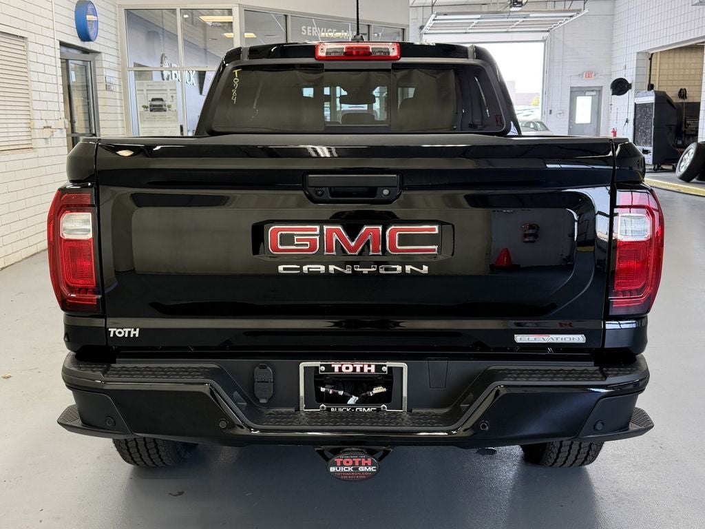 2026 GMC Canyon Elevation