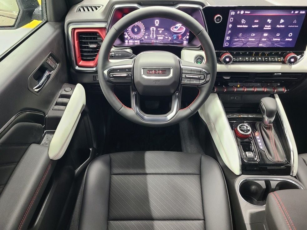 2025 GMC Canyon AT4