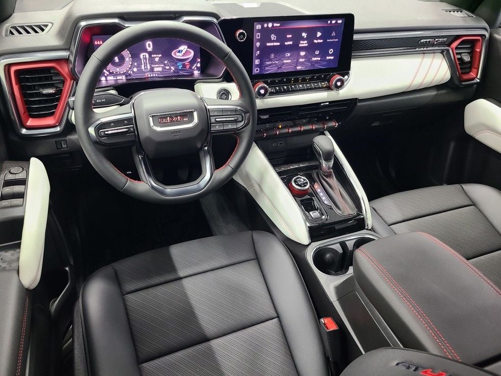 2025 GMC Canyon AT4