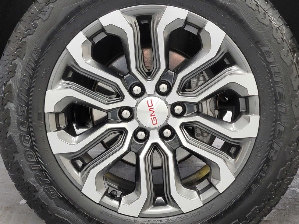 2024 GMC Canyon Denali