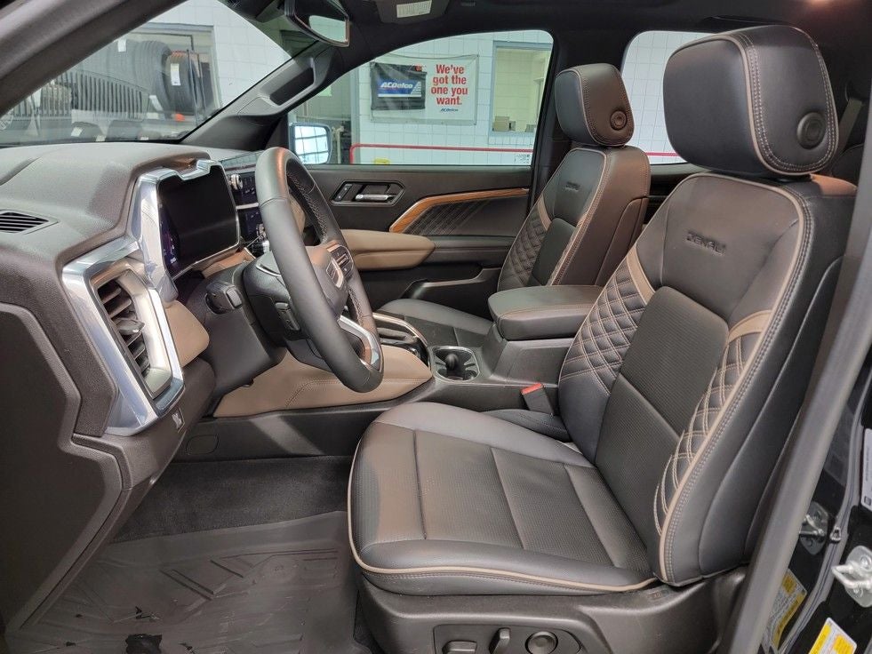 2024 GMC Canyon Denali