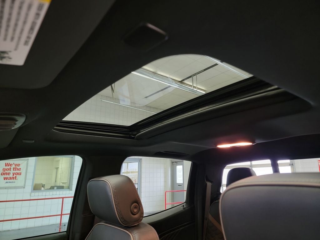 2024 GMC Canyon Denali