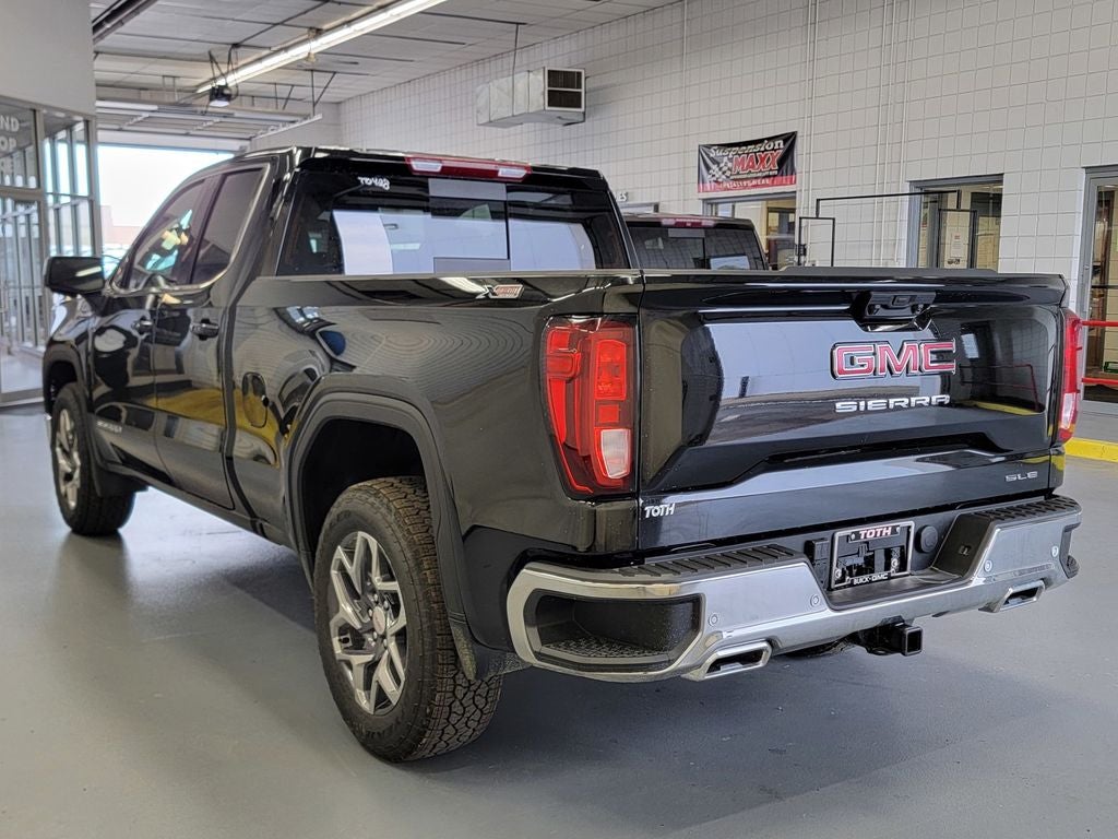 2026 GMC Sierra 1500 SLE