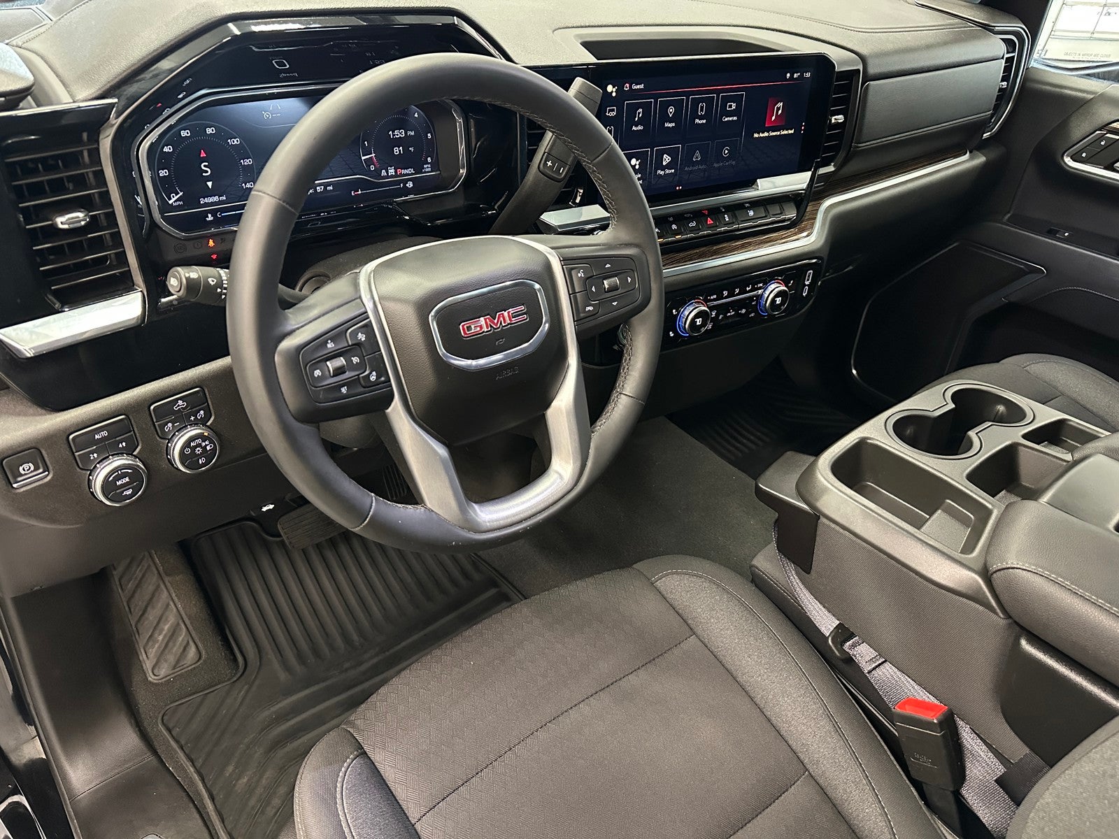 2024 GMC Sierra 1500 Elevation