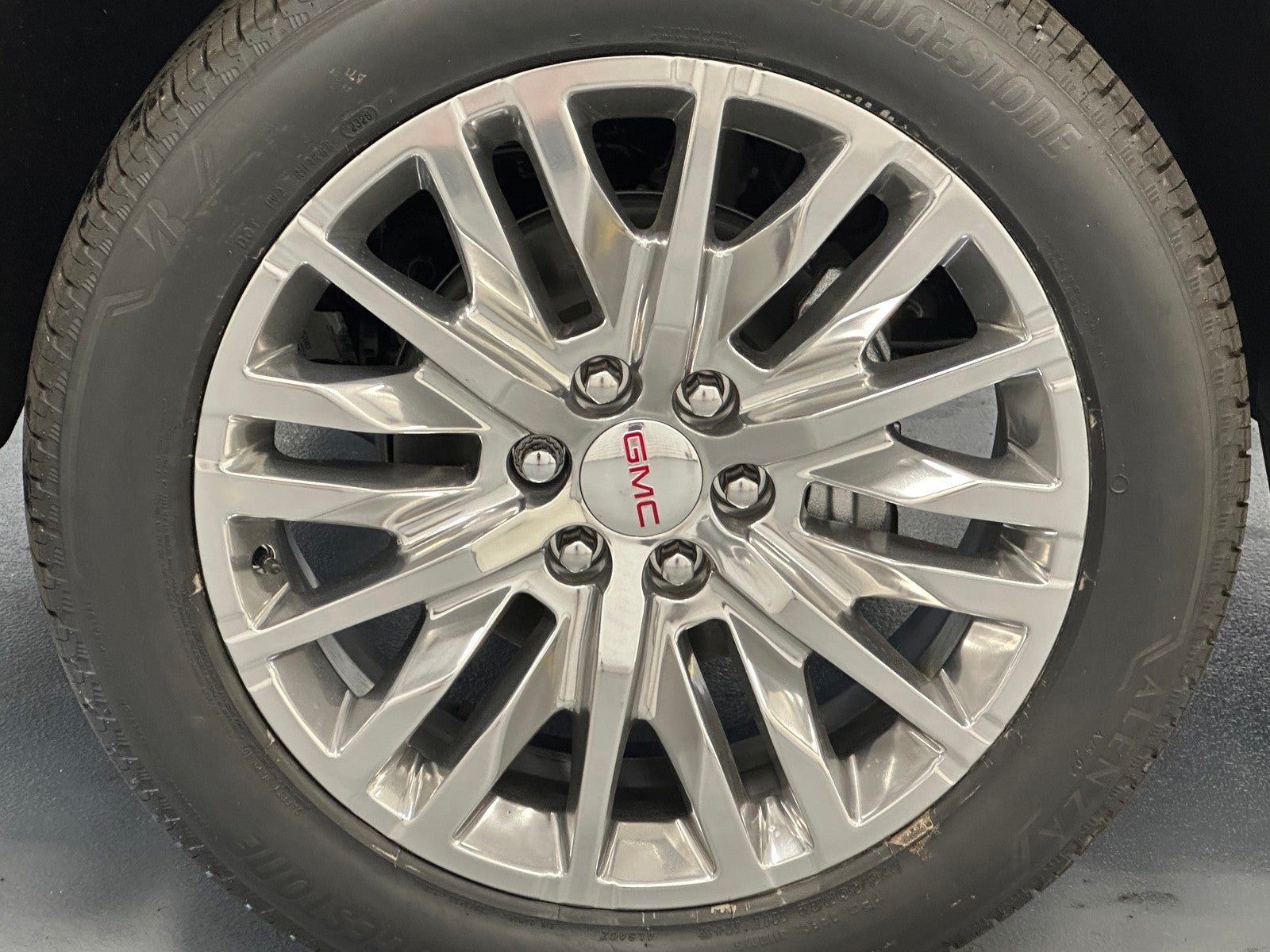 2026 GMC Sierra 1500 Denali - Photo 17