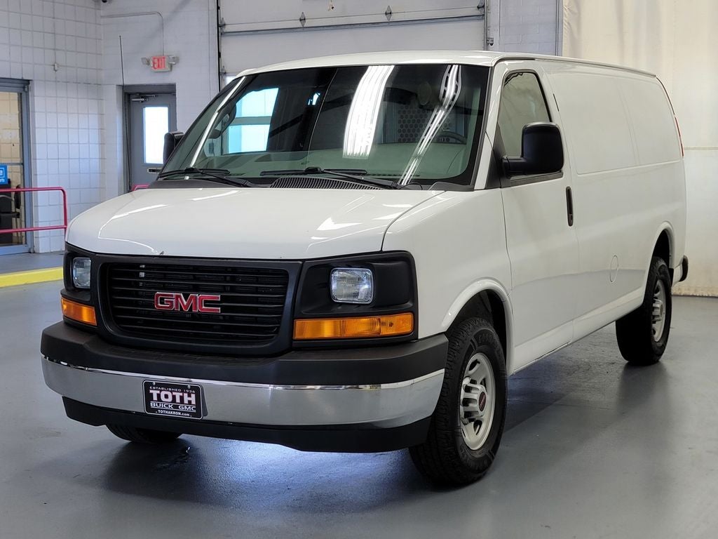 2017 GMC Savana Cargo 2500 Base