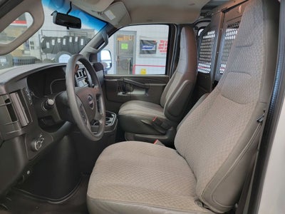 2017 GMC Savana Cargo 2500 Base