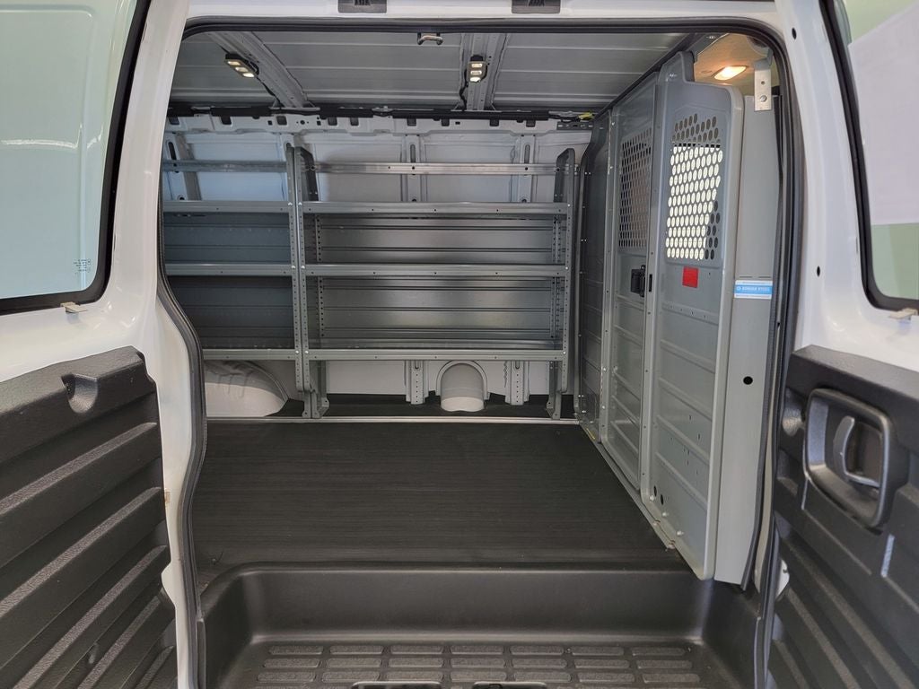 2017 GMC Savana Cargo 2500 Base