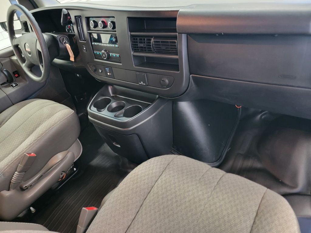 2017 GMC Savana Cargo 2500 Base