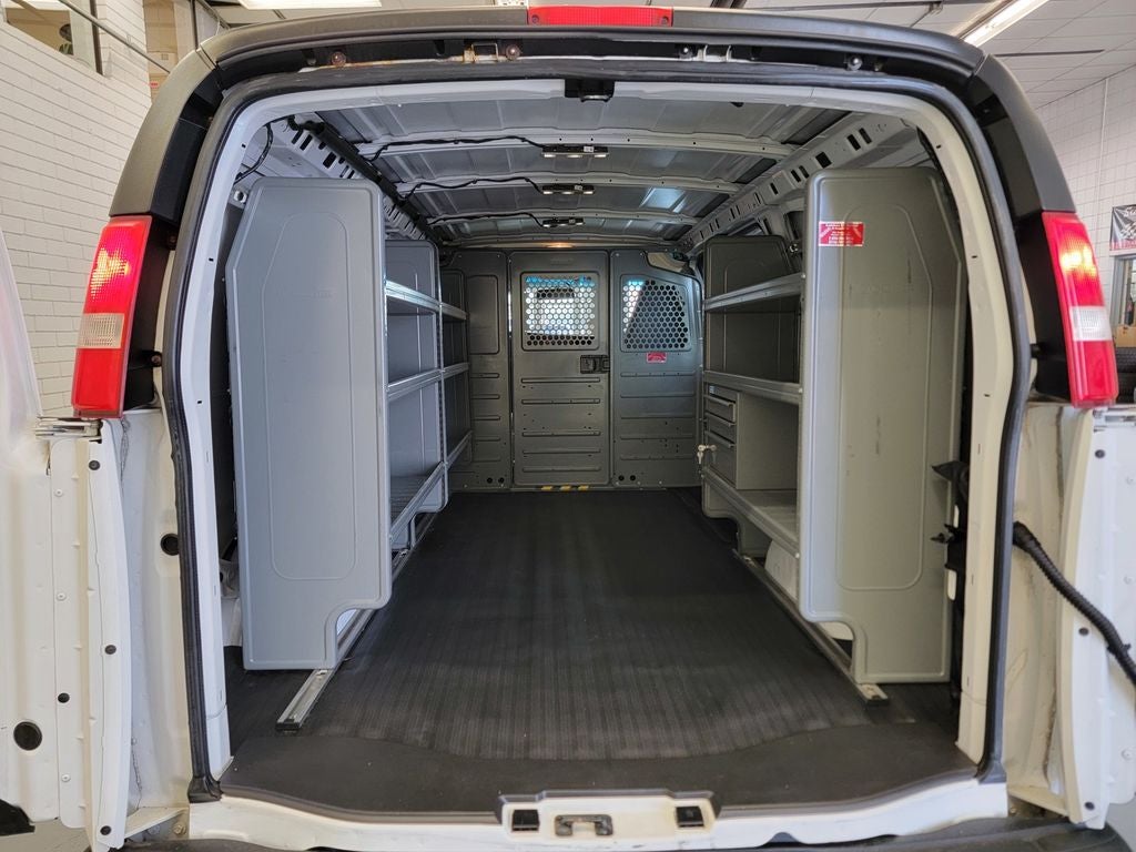 2017 GMC Savana Cargo 2500 Base