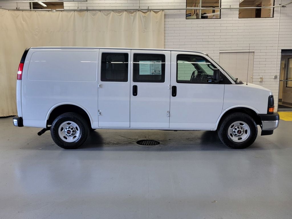 2017 GMC Savana Cargo 2500 Base