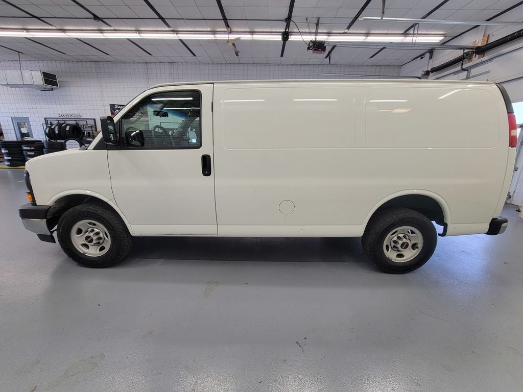 2017 GMC Savana Cargo 2500 Base
