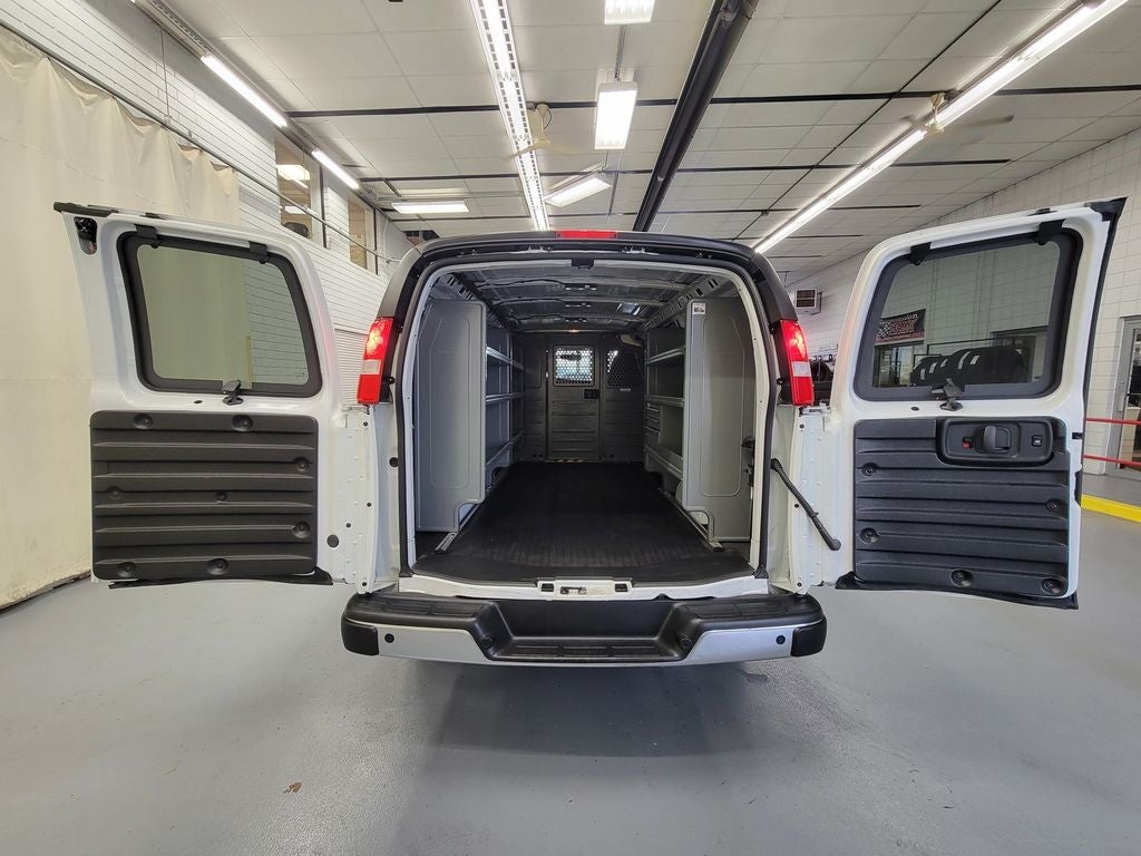 2024 GMC Savana Cargo 2500 Work Van
