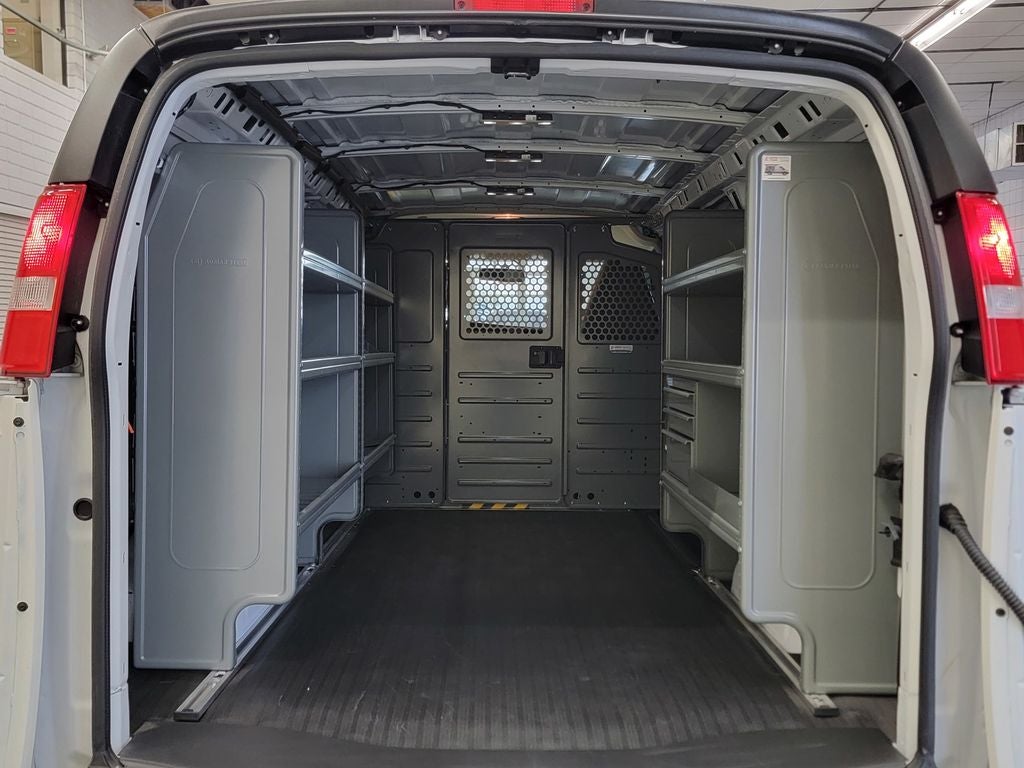 2024 GMC Savana Cargo 2500 Work Van