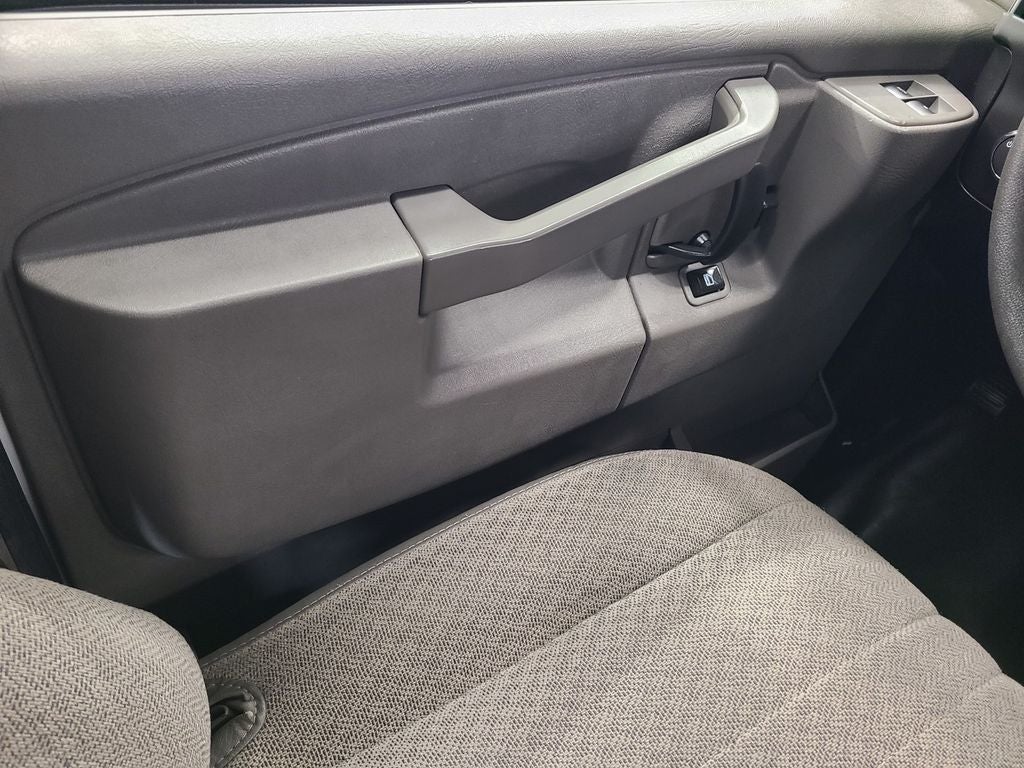 2019 GMC Savana Cargo 2500 Base