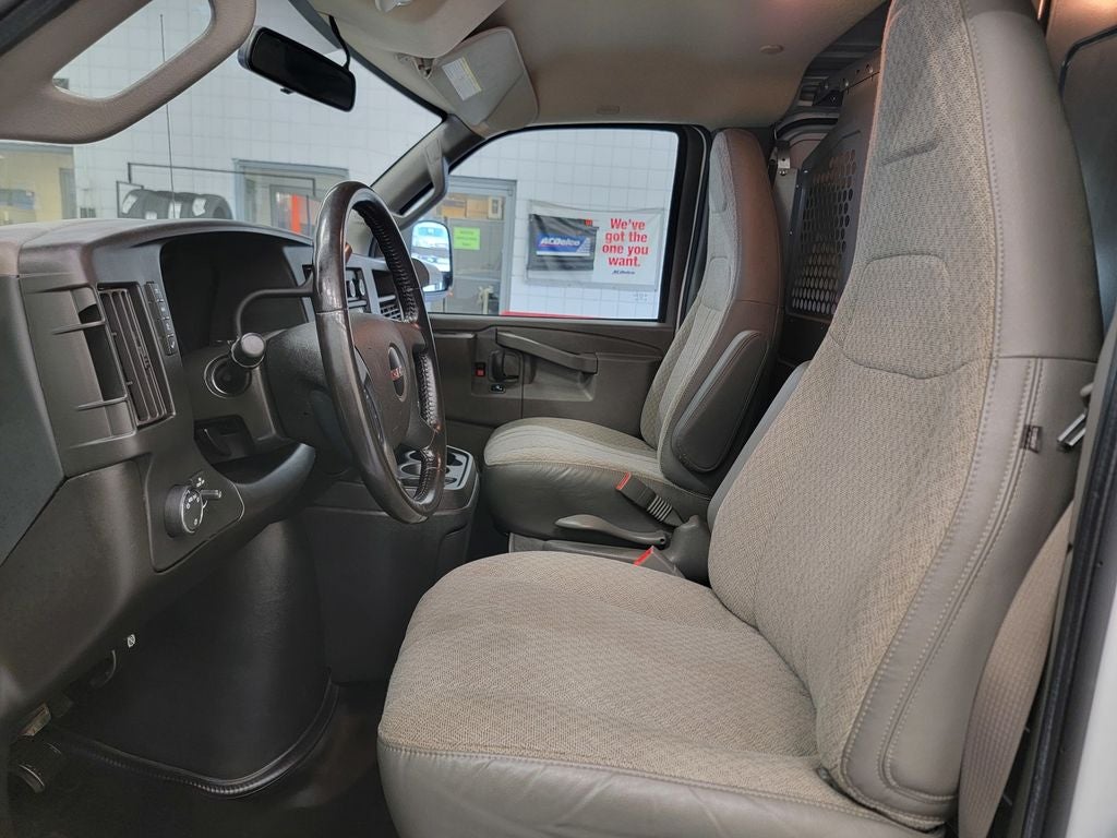 2023 GMC Savana Cargo 3500 Work Van