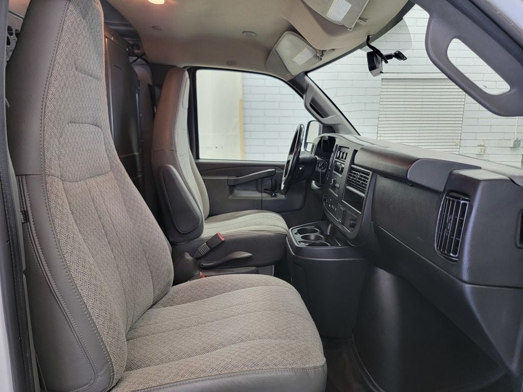 2023 GMC Savana Cargo 3500 Work Van