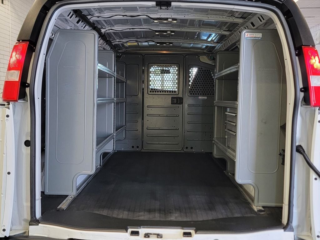 2023 GMC Savana Cargo 3500 Work Van