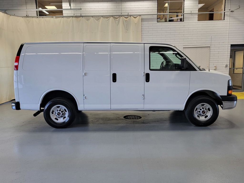 2023 GMC Savana Cargo 3500 Work Van