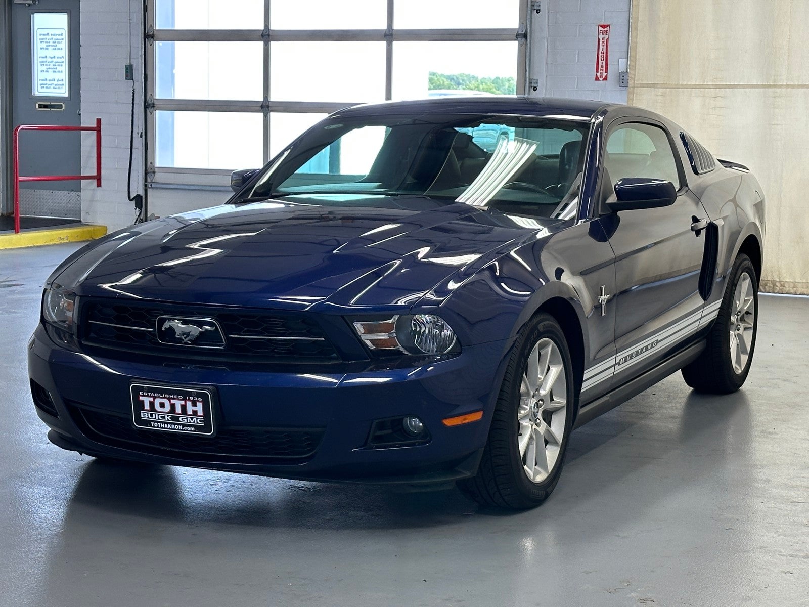 2010 Ford Mustang V6 Premium