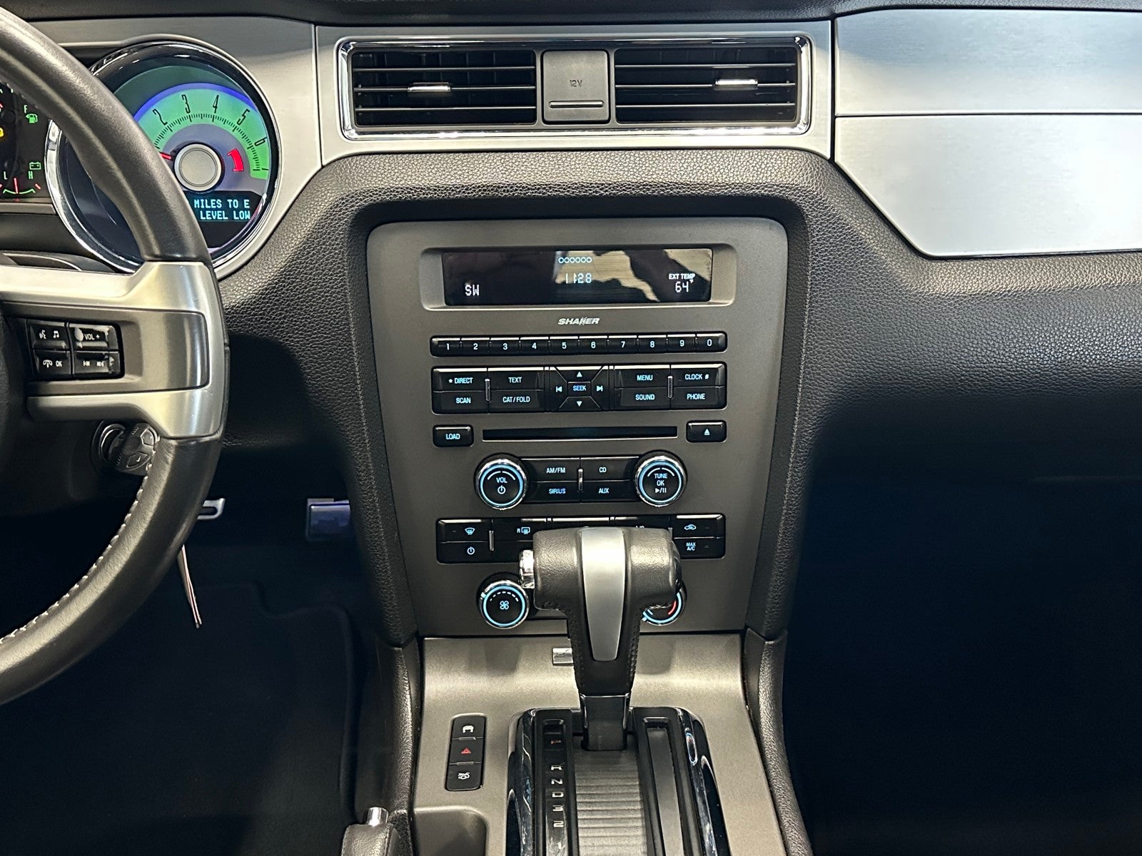 2010 Ford Mustang V6 Premium