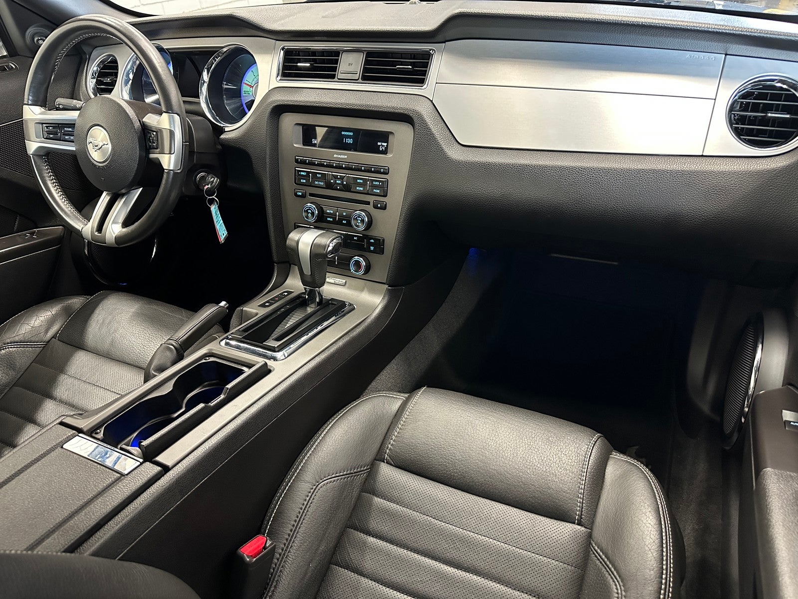 2010 Ford Mustang V6 Premium