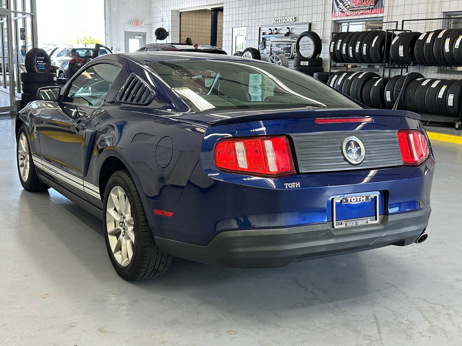 2010 Ford Mustang V6 Premium