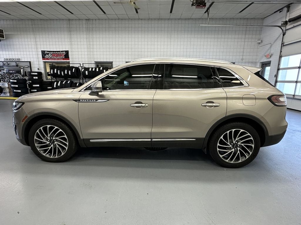 2020 Lincoln Nautilus Reserve