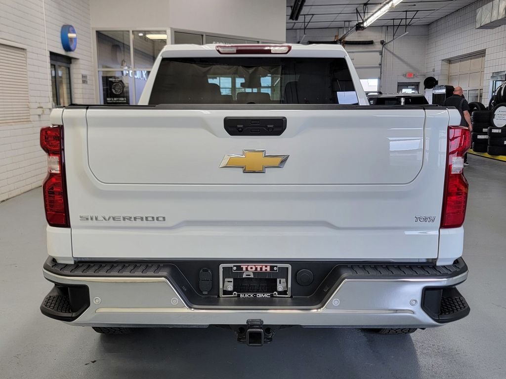 2025 Chevrolet Silverado 1500 WT
