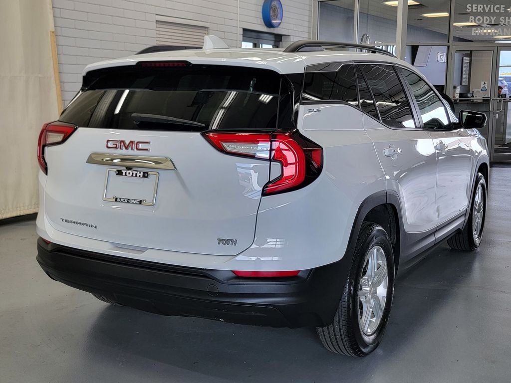 2023 GMC Terrain SLE