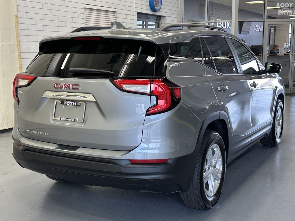 2024 GMC Terrain SLE