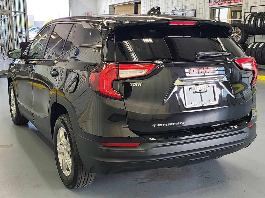 2022 GMC Terrain SLE