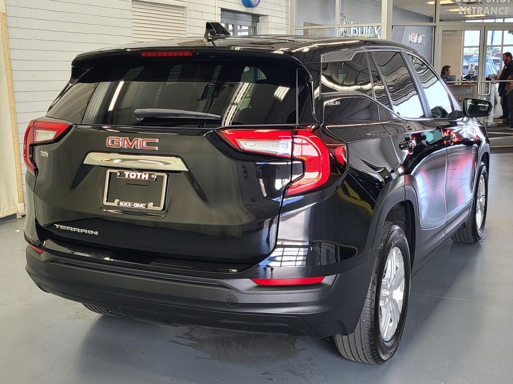 2022 GMC Terrain SLE