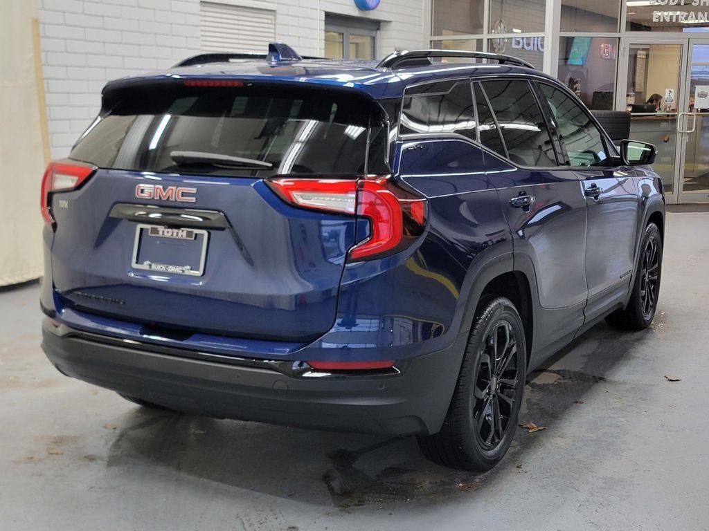 2022 GMC Terrain SLT