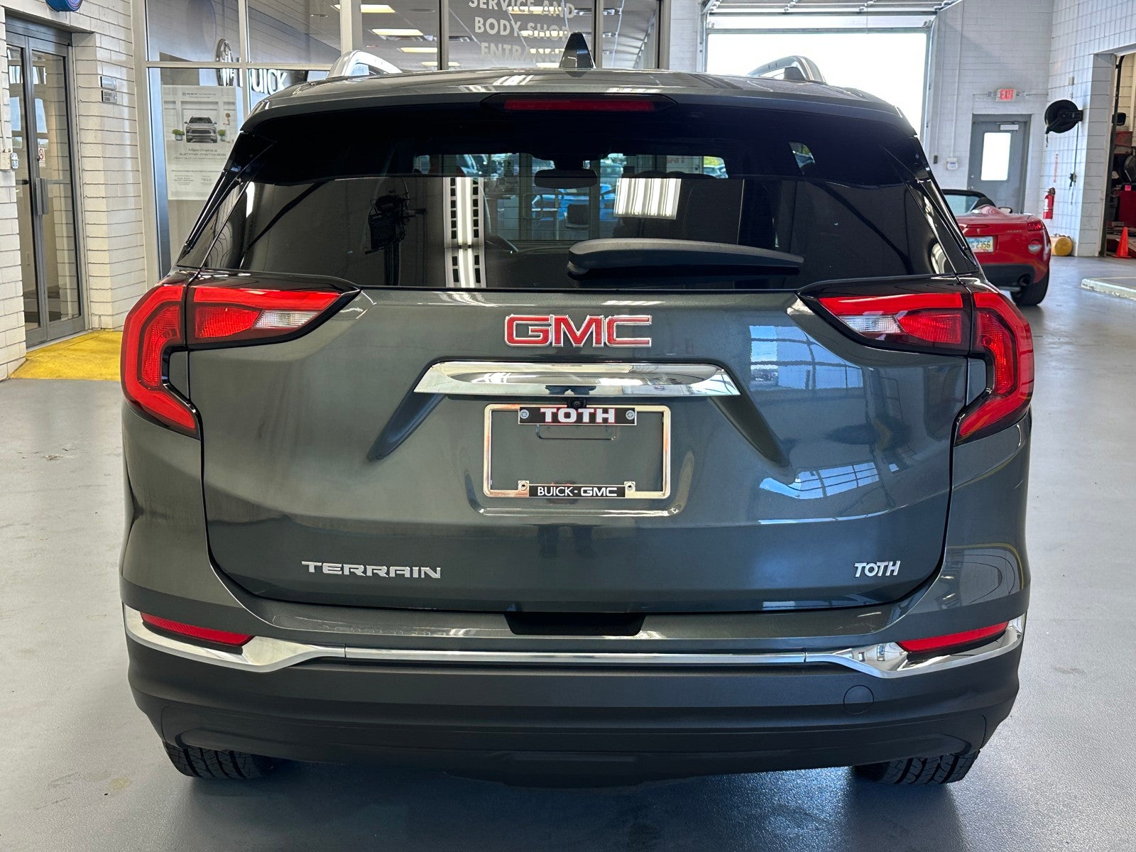 2021 GMC Terrain SLT