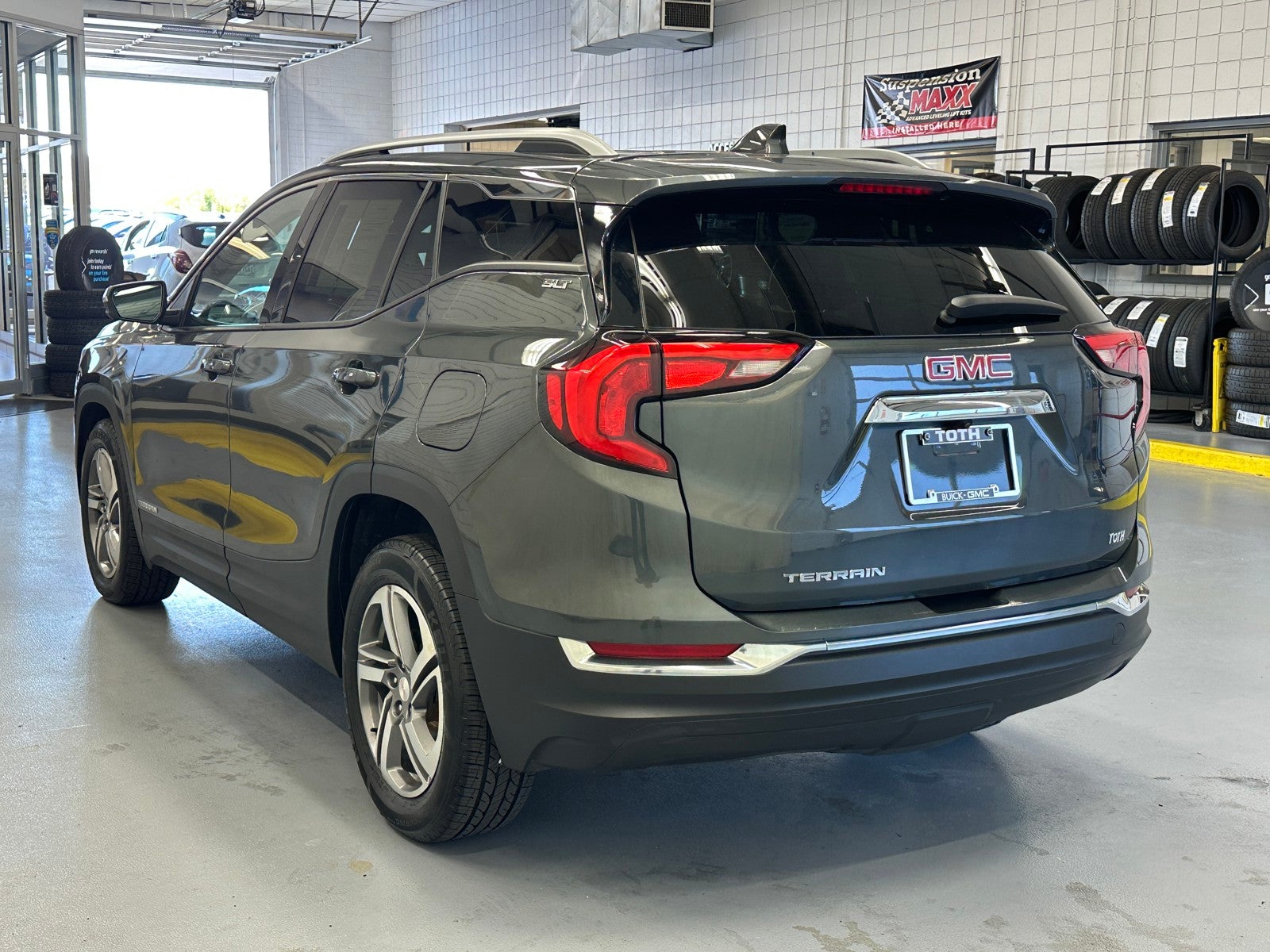 2021 GMC Terrain SLT