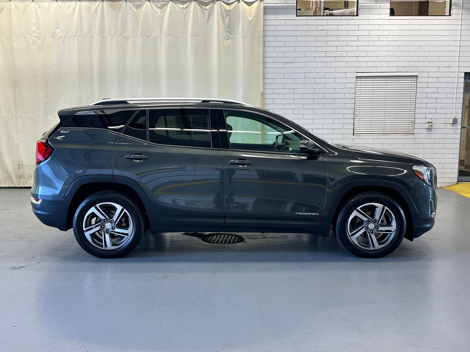 2021 GMC Terrain SLT