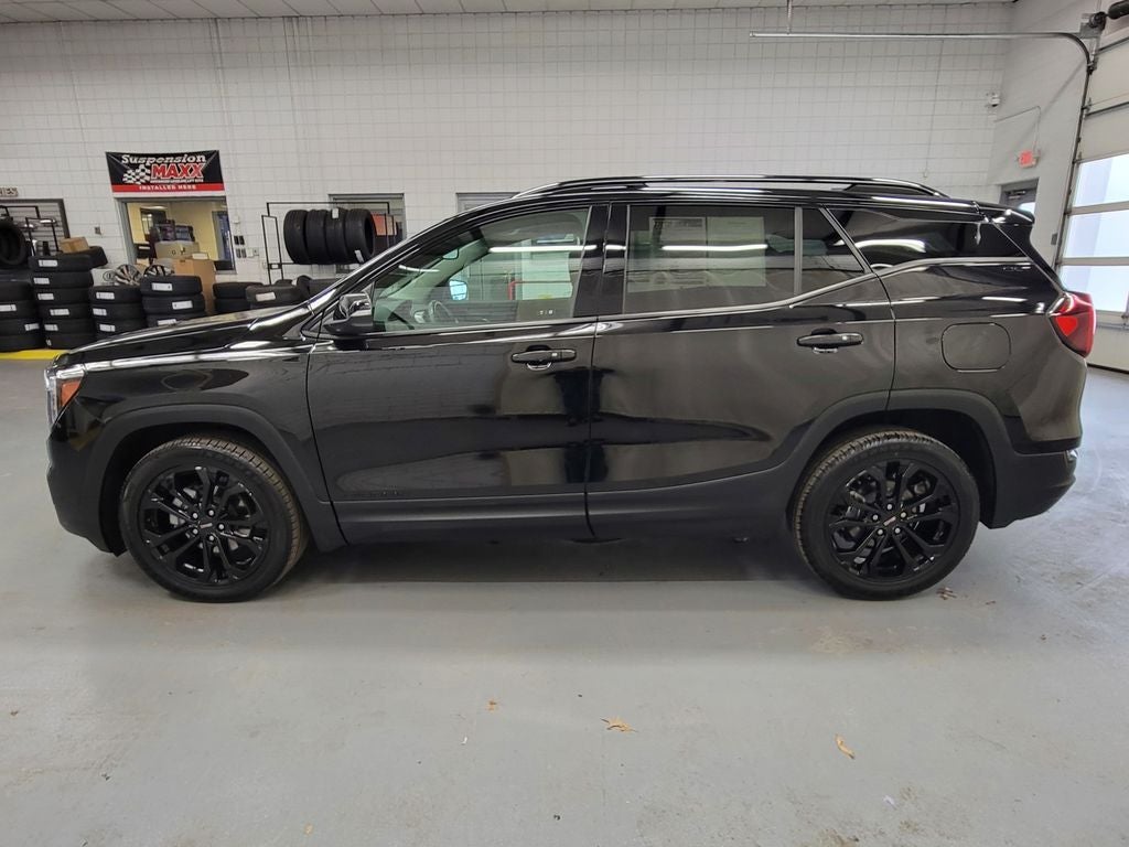 2022 GMC Terrain SLT